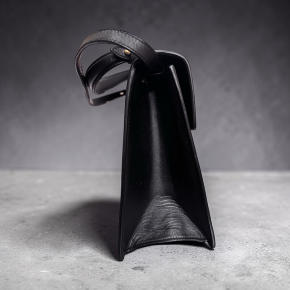 Gucci Sylvie Medium Top Handle, Shoulder Bag w Dust Bag - Picture 3 of 12